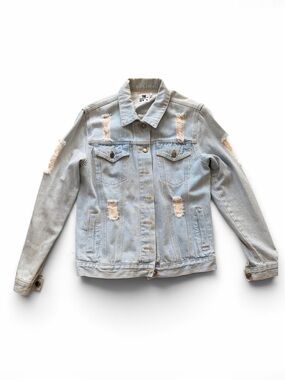 Light Wash extremely Distressed back Jean Jacket for Women size 4
